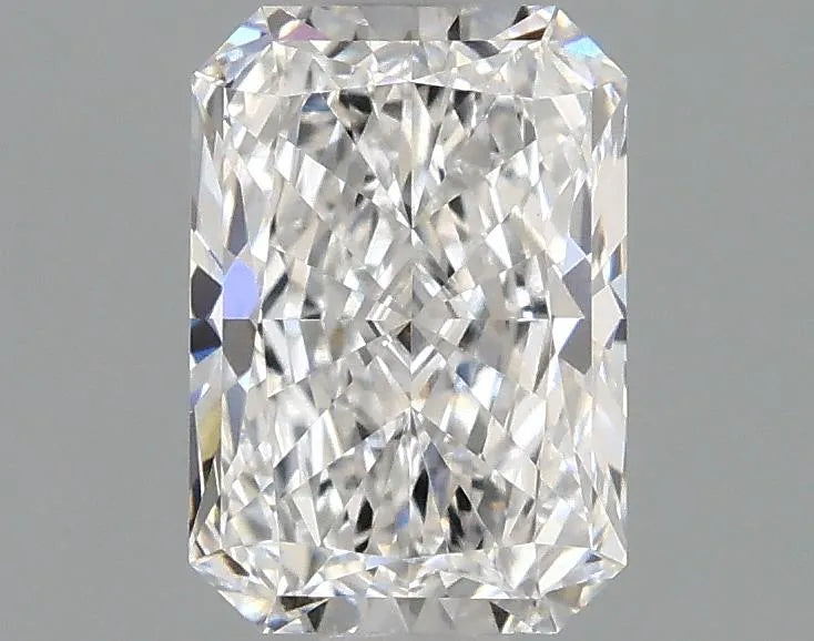 0.97ct Radiant Lab Grown Diamond (Colour E, Clarity VVS2, IGI Certified)